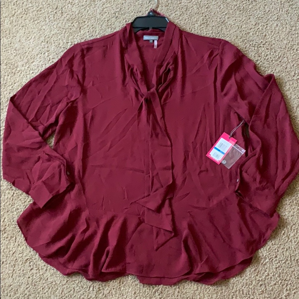 Vince CAMUTO WOMANS burgundy blouse SZ.XL